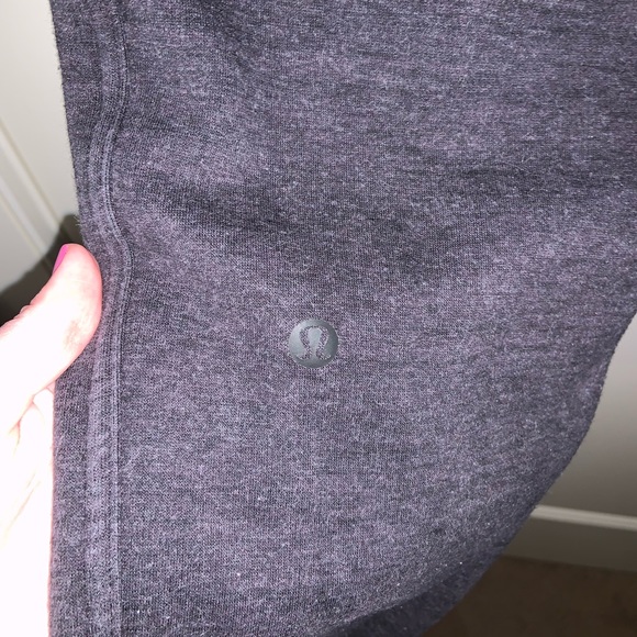 Lululemon women’s joggers - Picture 4 of 4